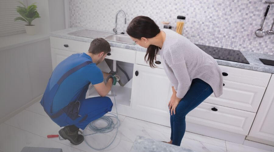 Expert burst pipe repair services in Bellflower, CA